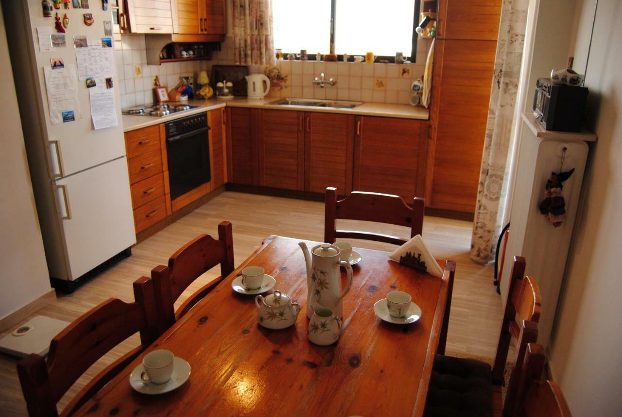 Apartment By The Beach Calamata Exterior foto